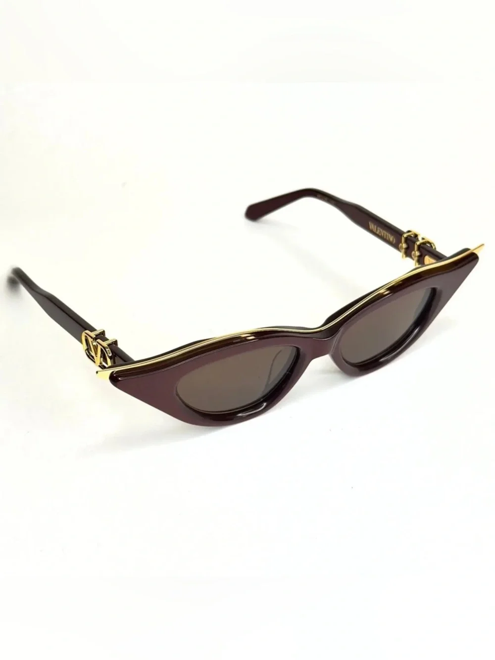New! Valentino VLS 114B Burgundy Cat-Eye Sunglasses with Gold Trim, Authentic